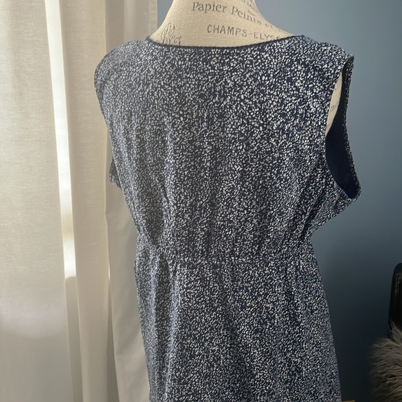 Eddie Bauer Women’s fully lined Sumner Dress - Picture 2 of 6